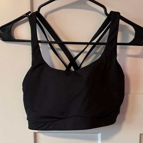 Like new lululemon black energy evolve sports bra - Picture 1 of 5